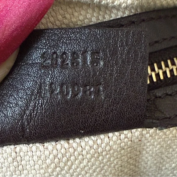 🔥SALE🔥💎GUCCI MONOGRAM MEDIUM DIANA BAMBOO SHOULDER BAG / GUARANTEED AUTHENTIC 💎 - Picture 9 of 14